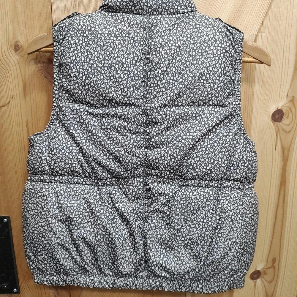 Girls Gap Puffer Vest Sz‎ XXL 14/16 Sleeveless  Floral Gray White Inner Pockets